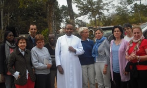 Con el Obispo de Kitui