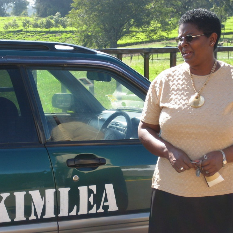 La keniana Frankie Gikandi que dirige una clínica y un centro de formación rural para la mujer, situados en Limuru, a 30 kilómetros de Nairobi ganadora del premio Harambee 2010