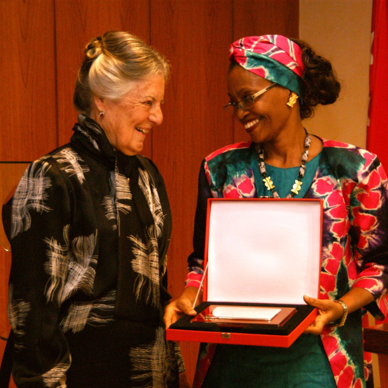  Vanessa Koutouan, Premio Harambee España 2015 a la Promoción e Igualdad de la Mujer Africana por su trabajo como directora en el Centro Rural Ilomba, una iniciativa asistencial y educativa en Costa de Marfil
