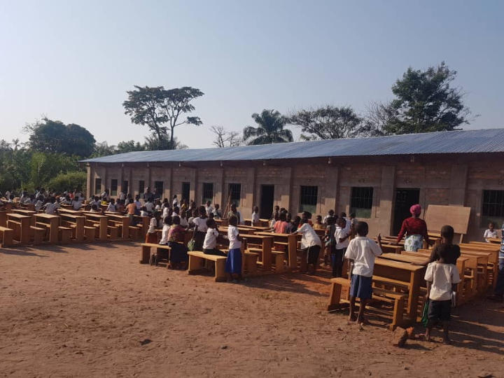 PROYECTOS DE DESARROLLO 2021 -Harambee ONGD- Reconstrucción de la Escuela Primaria de Yangala