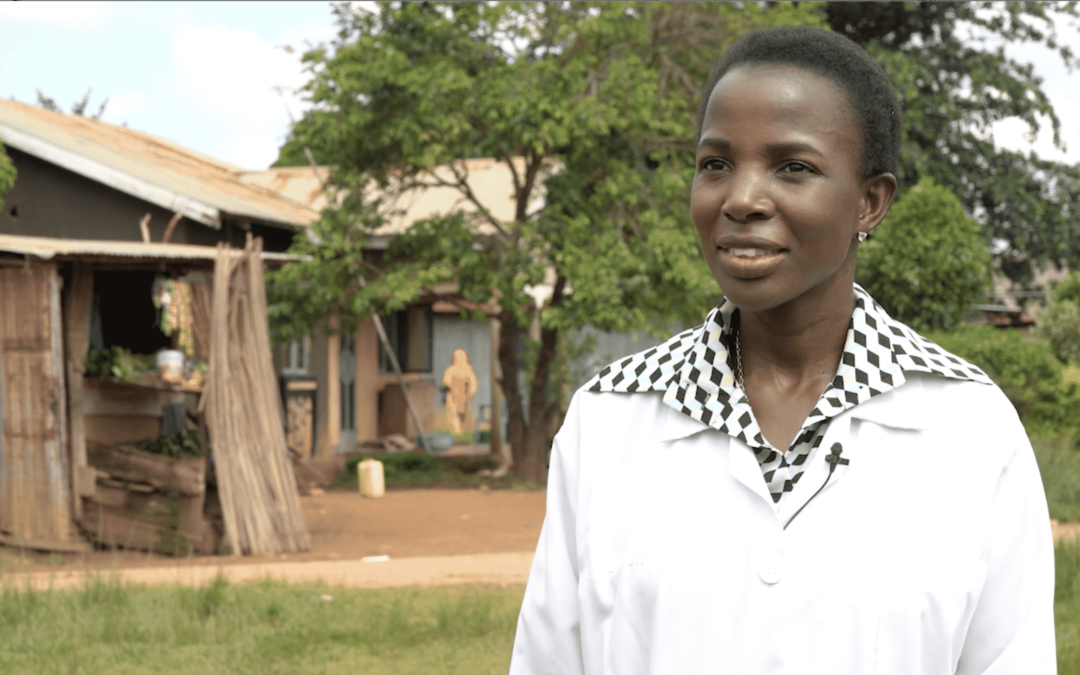 La doctora ugandesa Irene Kyamummi, obtiene el Premio Harambee 2020 por su proyecto CHEP