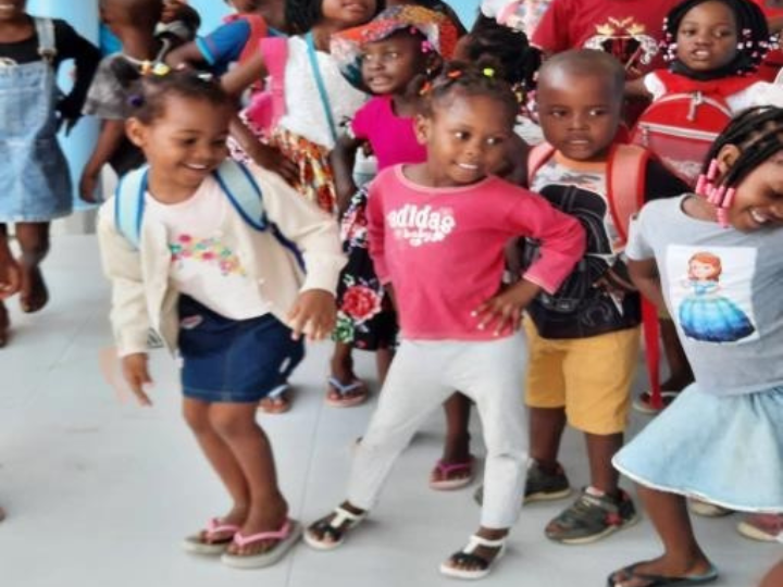 Proyecto Desarrollo 2023 - Harambee ONGD - Construcción de una zona de juegos en la Escuela Infantil Menino Jesús de Mozambique 