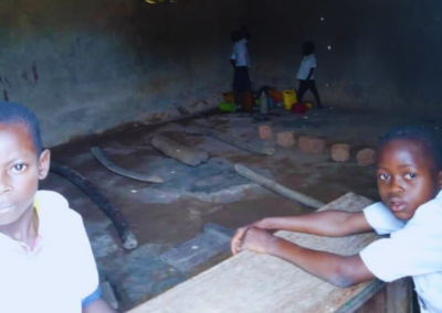 Rehabilitación de la “Escuela Primaria Yangala II” en R. D. Congo